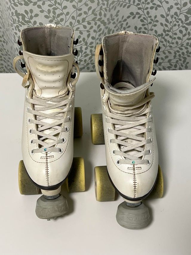 Patines artísticos 220 mm bota REGINA talla 33