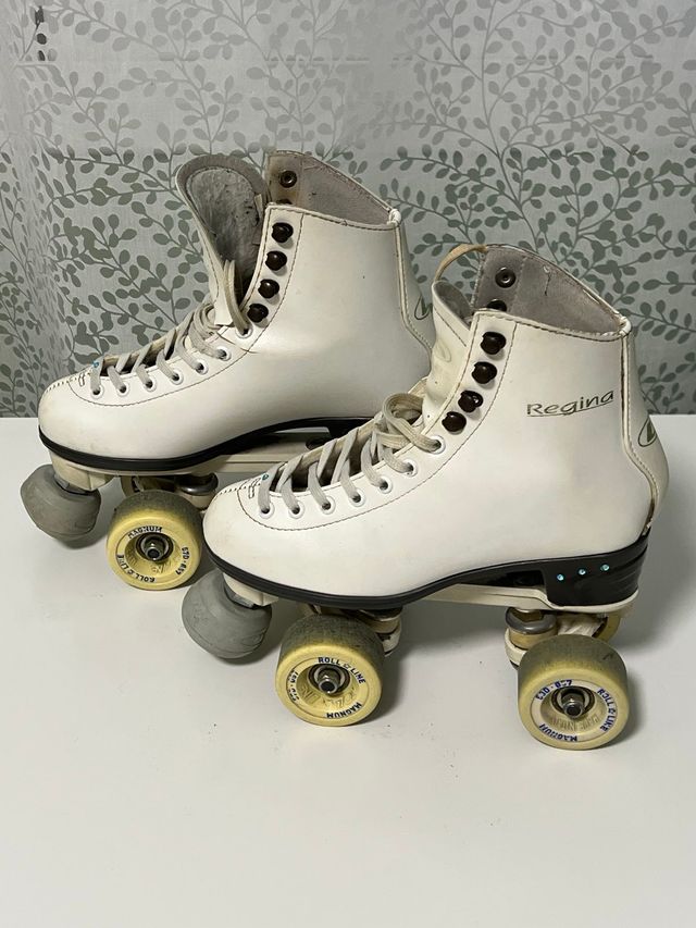 Patines artísticos 220 mm bota REGINA talla 33