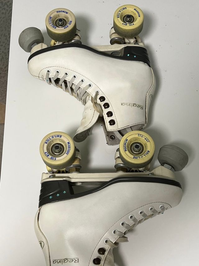 Patines artísticos 220 mm bota REGINA talla 33