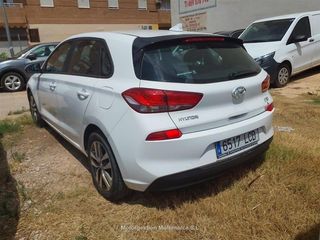 Renting - HYUNDAI I30 1.6 