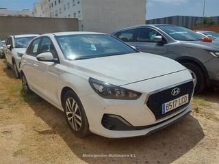 Renting - HYUNDAI I30 1.6 