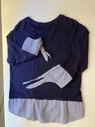 Camiseta Bershka azul con parches