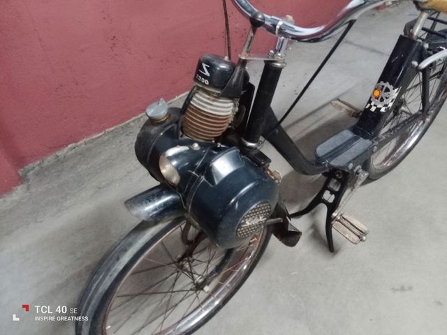 Ciclomotor francés Velosolex 
 vintage