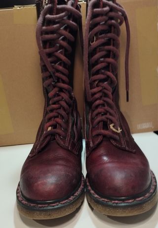 Botas Dr Martens mujer burdeos 