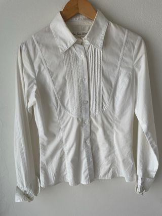 Camisa branca de Senhora