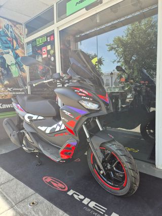 Aprilia SR GT 125 Replica ABS