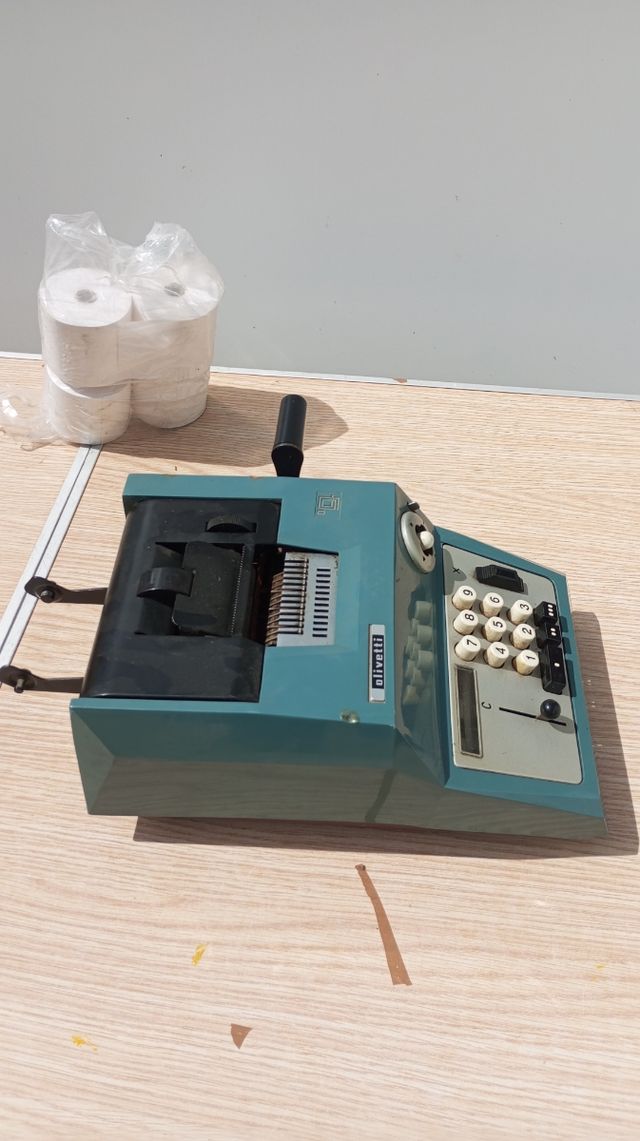 Olivetti vintage: Calculadora mecánica