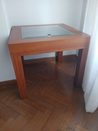 Mesa vitrina madera marrón