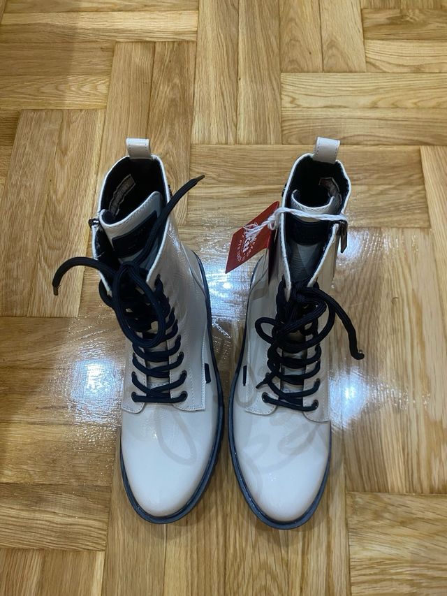 Botas Xti blancas - nuevas
