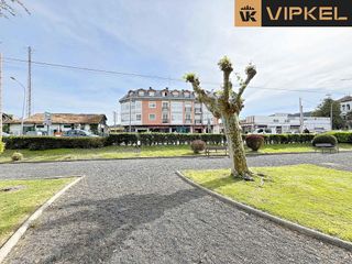 Local comercial en alquiler en Betanzos