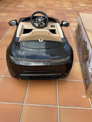 Coche eléctrico infantil Porsche Taycan turbo  12v