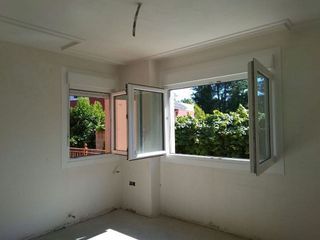 Chalet en venta en Bergondo