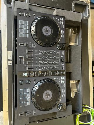 Pioneer DDJ-FLX6 + Flycase