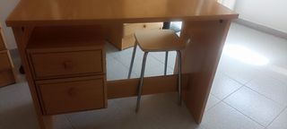 Mesa escritorio madera 20€ Cáceres