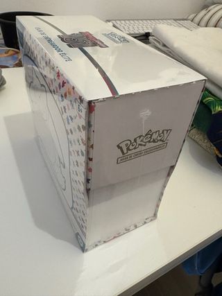 Caja Entrenador Elite Pokémon 151