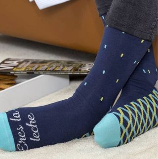 Calcetines en Caja de Leche