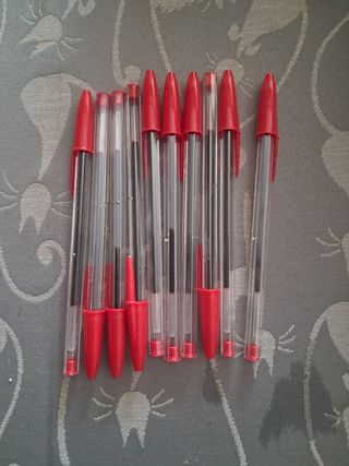 Bolígrafos Bic rojos - 10 unidades