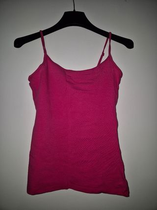 Camiseta tirantes rosa