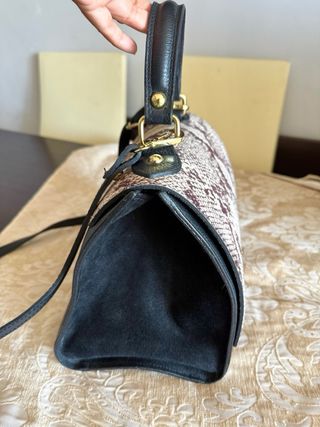 Bolso piel serpiente blanco-negro