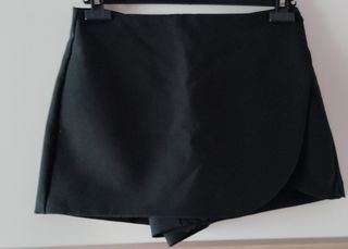 Falda pantalón negra
