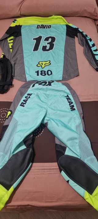 Equipacion Motocross 