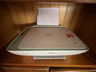 Impresora HP DeskJet 2700 – ¡Funciona perfectament