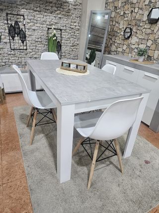 Mesa blanca + 4 sillas - 140cm