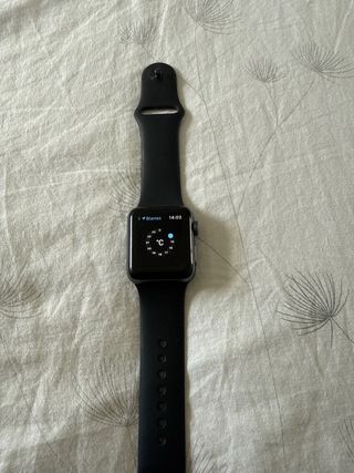 Apple Watch Series 3 (38mm) - Gris/Negro
