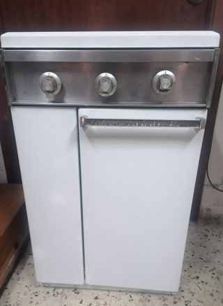 Cocina gas 3 fuegos, 51x43x86 de alto 