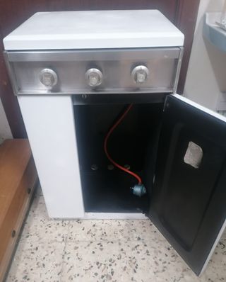 Cocina gas 3 fuegos, 51x43x86 de alto 