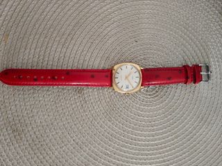 Timex Electric: Reloj dorado para reparar