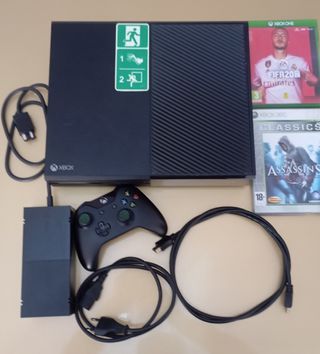 Xbox One + 2 juegos