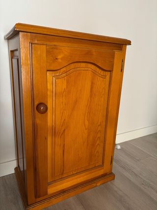 Mueble madera pino - Armario
