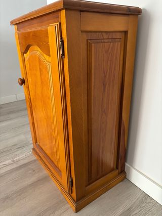 Mueble madera pino - Armario