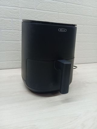 BELLA Freidora de aire con pantalla táctil