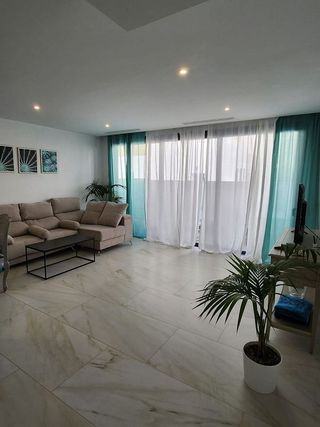 Casa adosada en alquiler en Los Naranjos - Las Brisas en Marbella
