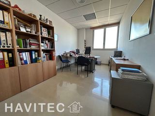 Local comercial en alquiler en Les Torres - Ca n'Alzamora en Rubí
