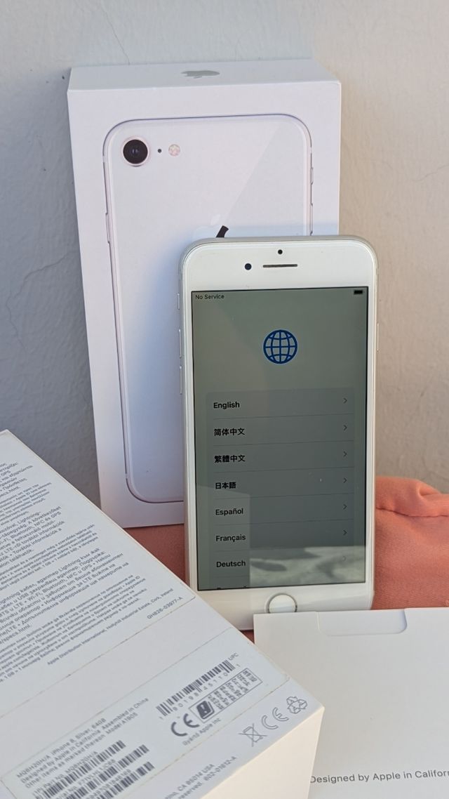 iPhone 8 Silver 64Gb