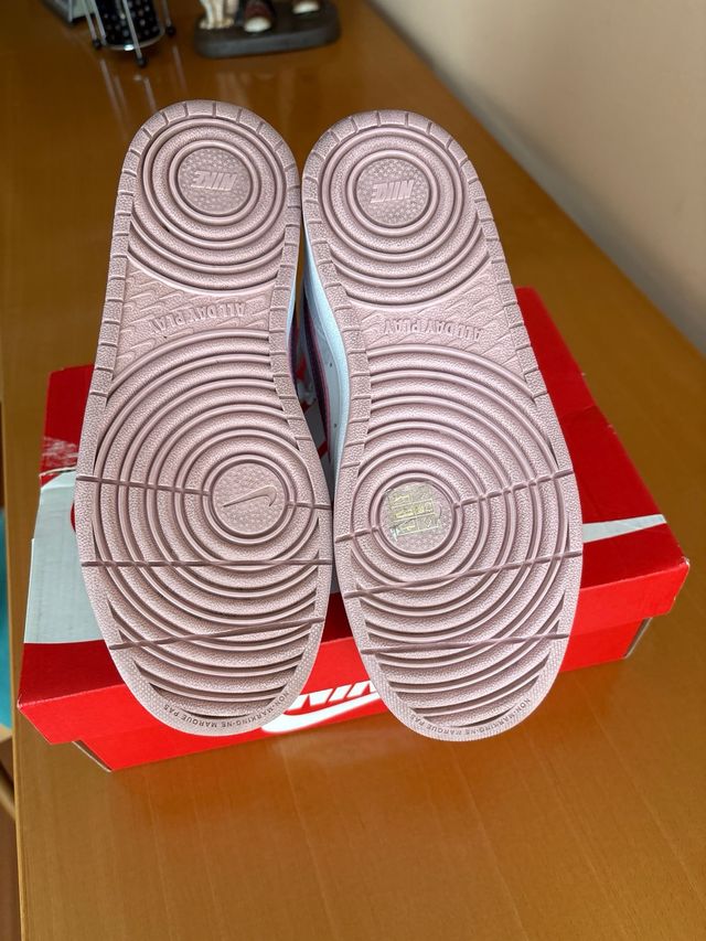 Zapatillas Nike blancas y rosas - 38