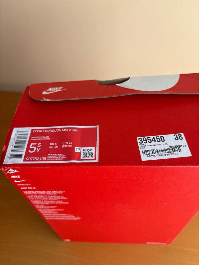 Zapatillas Nike blancas y rosas - 38