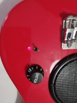 Guitarra eléctrica roja para niños