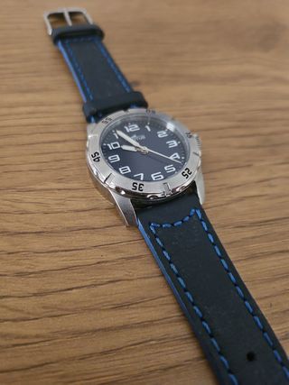 Reloj Lotus azul - correa negra