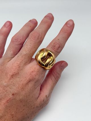 Anillo de dama de oro 18k