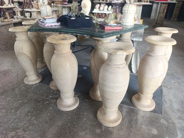 Jarrones mármol beige