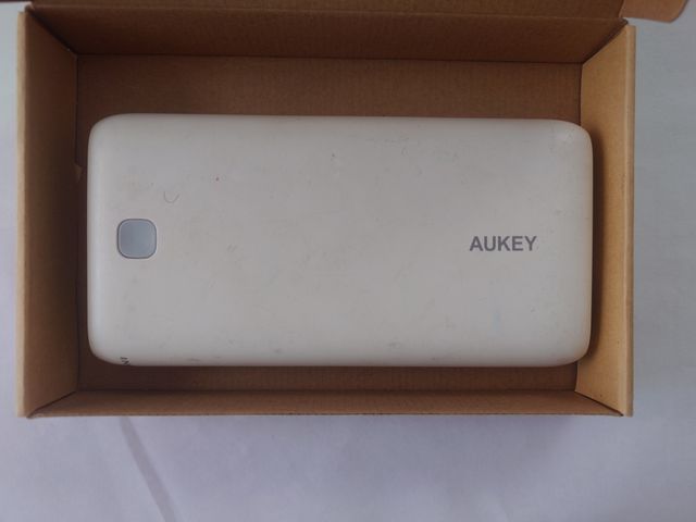 Batería externa AUKEY 20000mAh