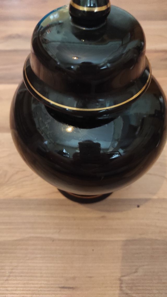 Jarrón porcelana vintage negro-oro