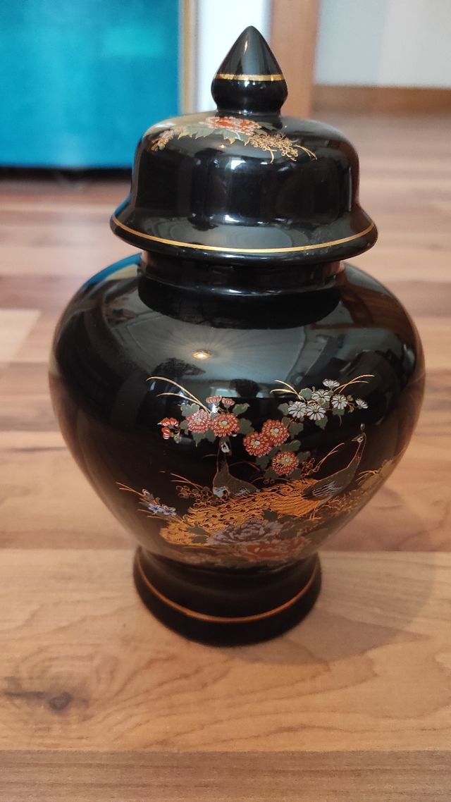 Jarrón porcelana vintage negro-oro