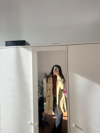 Gabardina beige Stradivarius talla S