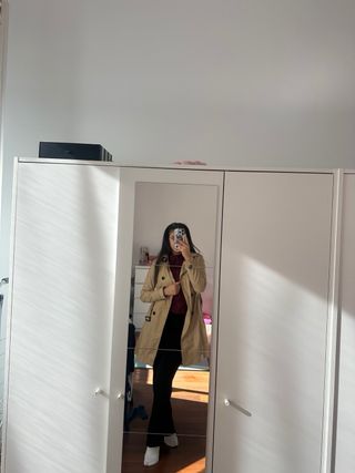 Gabardina beige Stradivarius talla S