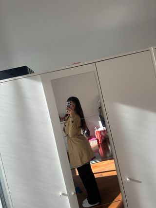 Gabardina beige Stradivarius talla S